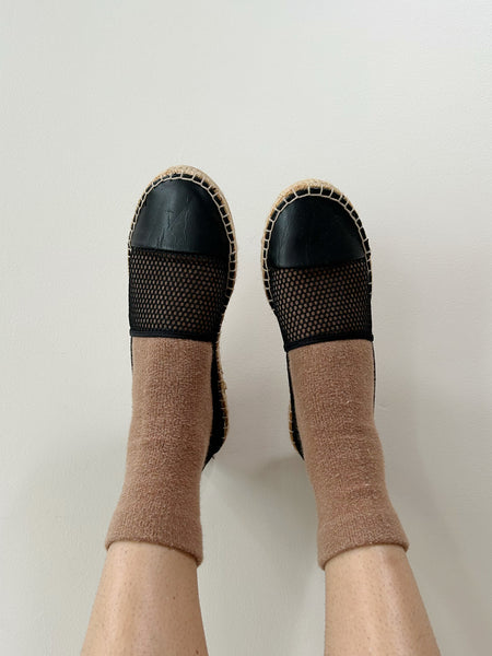 Black Mesh Flats